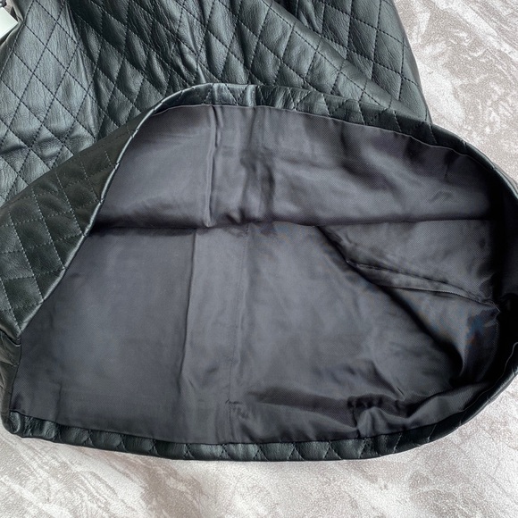 Aritzia Sunday Best Black Quilted Diamond Vegan Leather Flynn Mini Skirt NWT - Picture 11 of 11